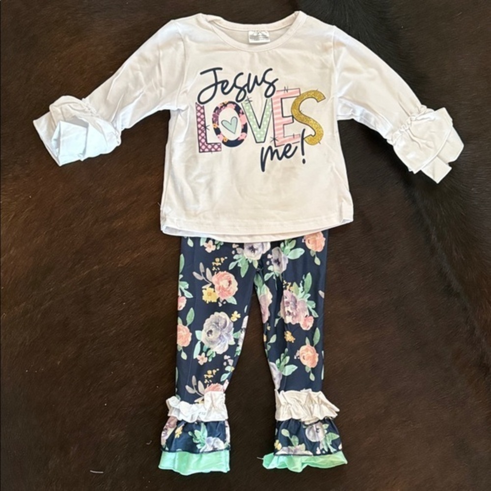 Kids Floral Pajama Set - White and Blue
